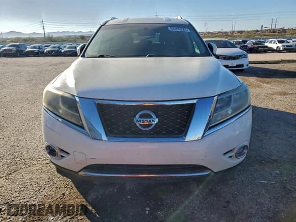 ✅ 2015 Nissan Pathfinder SV • VIN: 5N1AR2MN8FC721150 • Lot: 94390225. Listed on Copart with 149,210 mi. Free auction sales archive from the USA and detailed vehicle history report at DreamBid. Image 5.