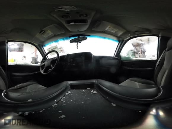 ✅ 2004 Chevrolet Silverado 2500HD LT • VIN: 1GCHK29114E207770 • Lot: 43854934. Wystawiony na IAAI z przebiegiem Nie podano. Bezpłatny archiwum sprzedaży aukcyjnych z USA i szczegółowy raport historii pojazdu na DreamBid. Zdjęcie 19.