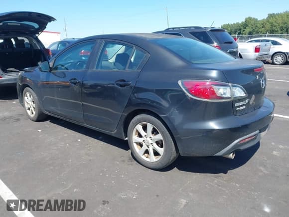 ✅ 2010 Mazda 3 i Sport • VIN: JM1BL1SGXA1345421 • Lot: 43163053. Listed on IAAI with 236,999 mi. Free auction sales archive from the USA and detailed vehicle history report at DreamBid. Image 3.