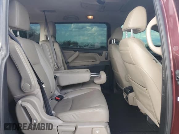 ✅ 2018 Honda Odyssey Touring • VIN: 5FNRL6H86JB019585 • Lot: 81726605. Listed on Copart with 132,288 mi. Free auction sales archive from the USA and detailed vehicle history report at DreamBid. Image 11.
