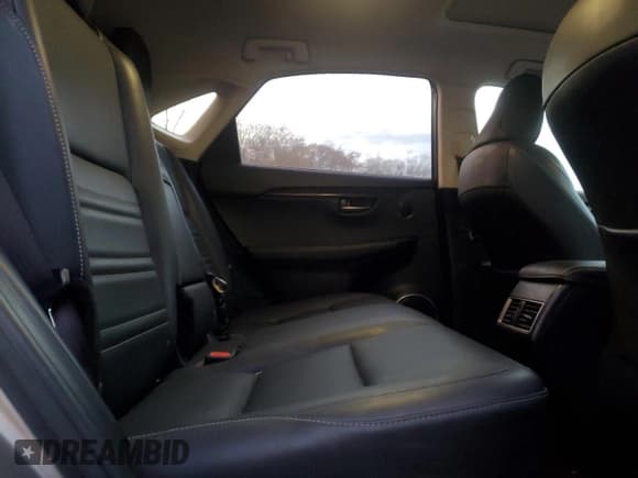 ✅ 2018 Lexus NX 300h • VIN: JTJBJRBZ7J2080244 • Lot: 90786595. Wystawiony na Copart z przebiegiem 112 694 mil. Bezpłatny archiwum sprzedaży aukcyjnych z USA i szczegółowy raport historii pojazdu na DreamBid. Zdjęcie 11.