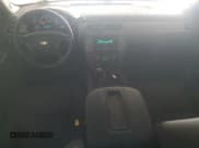 ✅ 2014 Chevrolet Tahoe Commercial • VIN: 1GNLC2E06ER199722 • Lot: 70228645. Wystawiony na Copart z przebiegiem 165 392 mil. Bezpłatny archiwum sprzedaży aukcyjnych z USA i szczegółowy raport historii pojazdu na DreamBid. Zdjęcie 8.