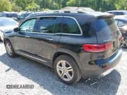 ✅ 2022 Mercedes-Benz GLB 250 • VIN: W1N4M4HB5NW187686 • Lot: 42801480. Wystawiony na IAAI z przebiegiem 49 569 mil. Bezpłatny archiwum sprzedaży aukcyjnych z USA i szczegółowy raport historii pojazdu na DreamBid. Zdjęcie 3.