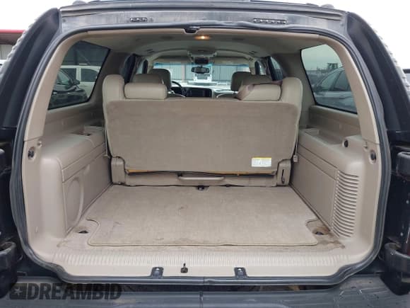 ✅ 2004 Chevrolet Suburban LT • VIN: 1GNFK16ZX4J291419 • Лот: 42163331. Опубликован ранее на IAAI с пробегом 235 054 миль. Бесплатный доступ к архиву аукционных продаж из США и подробный отчёт об истории автомобиля на DreamBid. Изображение 17.