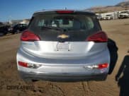 ✅ 2018 Chevrolet Bolt EV Premier • VIN: 1G1FX6S09J4109386 • Lot: 77358524. Wystawiony na Copart z przebiegiem 53 595 mil. Bezpłatny archiwum sprzedaży aukcyjnych z USA i szczegółowy raport historii pojazdu na DreamBid. Zdjęcie 6.