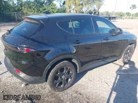 2023 Dodge Hornet GT with VIN ZACNDFAN4P3A01848, listed as a IAAI auction lot 41695191 with 26,708 mi miles and . Bid and sale history available at DreamBid. Image 4.