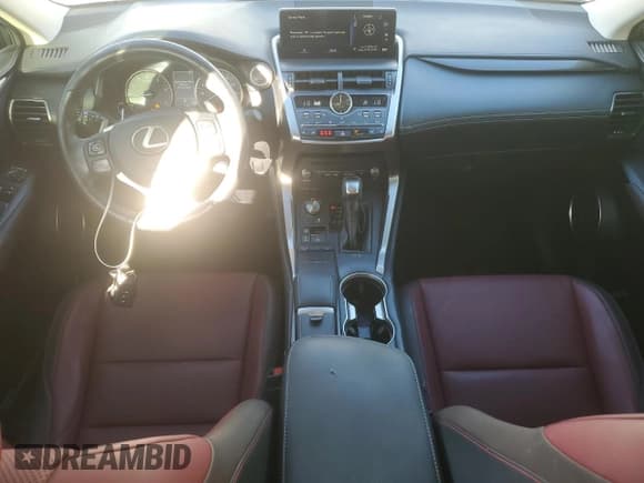 ✅ 2018 Lexus NX 300 • VIN: JTJYARBZ1J2088544 • Lot: 82514285. Wystawiony na Copart z przebiegiem 44 731 mil. Bezpłatny archiwum sprzedaży aukcyjnych z USA i szczegółowy raport historii pojazdu na DreamBid. Zdjęcie 8.