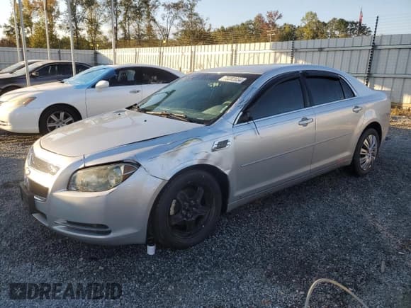 ✅ 2009 Chevrolet Malibu 1LS • VIN: 1G1ZG57B094158960 • Lot: 73282034. Listed on Copart with 197,867 mi. Free auction sales archive from the USA and detailed vehicle history report at DreamBid. Image 1.