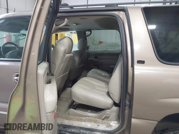 ✅ 2003 Chevrolet Suburban LT • VIN: 1GNFK16Z33J199860 • Лот: 41538369. Опубликован ранее на IAAI с пробегом Не указан. Бесплатный доступ к архиву аукционных продаж из США и подробный отчёт об истории автомобиля на DreamBid. Изображение 8.