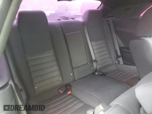 ✅ 2010 Dodge Challenger R/T Classic • VIN: 2B3CJ5DT1AH314637 • Lot: 44453515. Wystawiony na Copart z przebiegiem 184 396 mil. Bezpłatny archiwum sprzedaży aukcyjnych z USA i szczegółowy raport historii pojazdu na DreamBid. Zdjęcie 10.