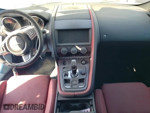 ✅ 2020 Jaguar F-Type P300 • VIN: SAJDD5GX6LCK69033 • Lot: 69819242. Wystawiony na Copart z przebiegiem 16 384 mil. Bezpłatny archiwum sprzedaży aukcyjnych z USA i szczegółowy raport historii pojazdu na DreamBid. Zdjęcie 8.