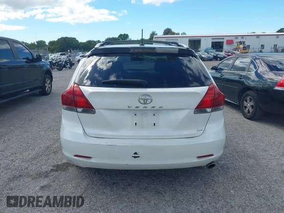 ✅ 2013 Toyota Venza LE • VIN: 4T3ZA3BB1DU080186 • Лот: 43390277. Опубликован ранее на IAAI с пробегом 177 542 миль. Бесплатный доступ к архиву аукционных продаж из США и подробный отчёт об истории автомобиля на DreamBid. Изображение 16.