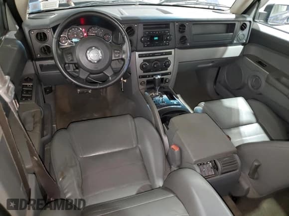 ✅ 2006 Jeep Commander • VIN: 1J8HG48N86C129562 • Lot: 81072005. Wystawiony na Copart z przebiegiem 105 523 mil. Bezpłatny archiwum sprzedaży aukcyjnych z USA i szczegółowy raport historii pojazdu na DreamBid. Zdjęcie 8.