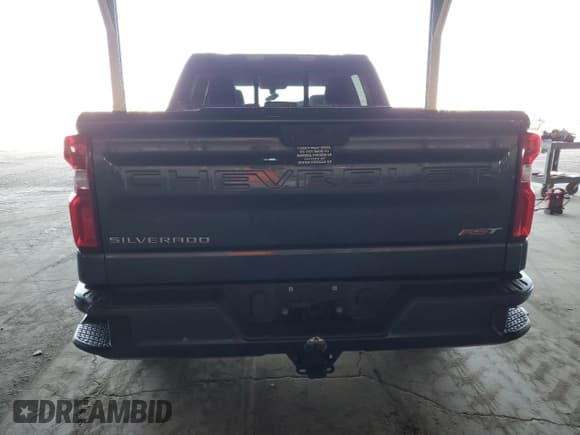 ✅ 2020 Chevrolet Silverado 1500 RST • VIN: 3GCPWDED2LG378949 • Lot: 85646385. Wystawiony na Copart z przebiegiem 116 171 mil. Bezpłatny archiwum sprzedaży aukcyjnych z USA i szczegółowy raport historii pojazdu na DreamBid. Zdjęcie 6.