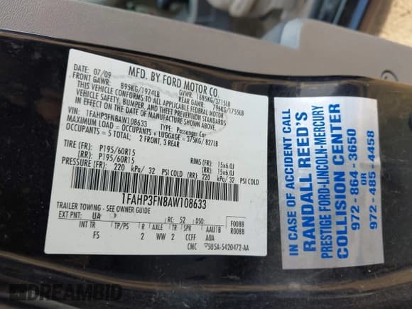 ✅ 2010 Ford Focus SE • VIN: 1FAHP3FN8AW108633 • Lot: 43376319. Wystawiony na IAAI z przebiegiem 223 872 mil. Bezpłatny archiwum sprzedaży aukcyjnych z USA i szczegółowy raport historii pojazdu na DreamBid. Zdjęcie 9.