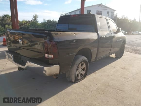 ✅ 2011 Ram 1500 SLT • VIN: 1D7RV1CT9BS525575 • Лот: 43815454. Опубликован ранее на IAAI с пробегом Не указан. Бесплатный доступ к архиву аукционных продаж из США и подробный отчёт об истории автомобиля на DreamBid. Изображение 4.