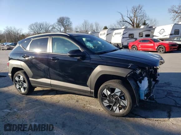 2024 Hyundai Kona SEL with VIN KM8HCCAB3RU127628, listed as a Copart auction lot 82998864 with 4,529 mi miles and Salvage title. Bid and sale history available at DreamBid. Image 4.