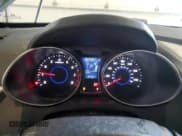 ✅ 2017 Hyundai Veloster • VIN: KMHTC6ADXHU324551 • Lot: 44230575. Wystawiony na Copart z przebiegiem 86 056 mil. Bezpłatny archiwum sprzedaży aukcyjnych z USA i szczegółowy raport historii pojazdu na DreamBid. Zdjęcie 9.