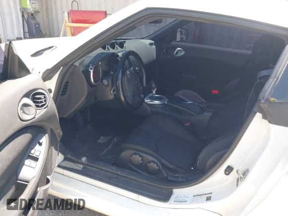 ✅ 2013 Nissan 370Z • VIN: JN1AZ4EH0DM881297 • Lot: 42407394. Wystawiony na IAAI z przebiegiem 100 529 mil. Bezpłatny archiwum sprzedaży aukcyjnych z USA i szczegółowy raport historii pojazdu na DreamBid. Zdjęcie 8.