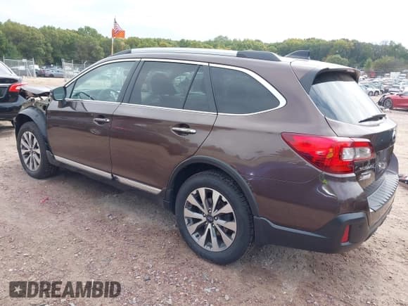 ✅ 2019 Subaru Outback Touring • VIN: 4S4BSATC0K3388200 • Лот: 43406807. Опубликован ранее на IAAI с пробегом 59 997 миль. Бесплатный доступ к архиву аукционных продаж из США и подробный отчёт об истории автомобиля на DreamBid. Изображение 3.