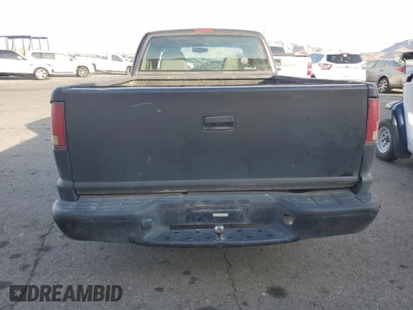 ✅ 2003 Chevrolet S-10 LS • VIN: 1GCCS19X538145019 • Лот: 49492075. Опубликован ранее на Copart с пробегом 286 260 миль. Бесплатный доступ к архиву аукционных продаж из США и подробный отчёт об истории автомобиля на DreamBid. Изображение 6.