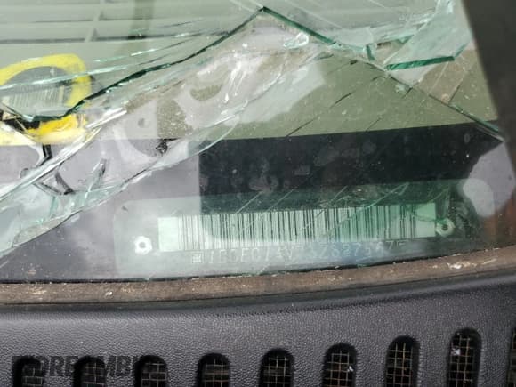 ✅ 2003 Chevrolet Silverado 1500 • VIN: 1GCEC14V73Z327567 • Лот: 71125144. Опубликован ранее на Copart с пробегом Не указан. Бесплатный доступ к архиву аукционных продаж из США и подробный отчёт об истории автомобиля на DreamBid. Изображение 12.