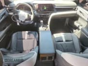 ✅ 2025 Toyota Camry LE • VIN: 4T1DAACK0SU082823 • Лот: 80411005. Опубликован ранее на Copart с пробегом 7 699 миль. Бесплатный доступ к архиву аукционных продаж из США и подробный отчёт об истории автомобиля на DreamBid. Изображение 8.