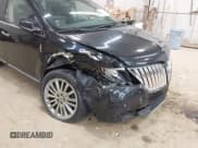 ✅ 2011 Lincoln MKX • VIN: 2LMDJ8JK0BBJ21139 • Lot: 43638480. Listed on IAAI with 184,871 mi. Free auction sales archive from the USA and detailed vehicle history report at DreamBid. Image 6.