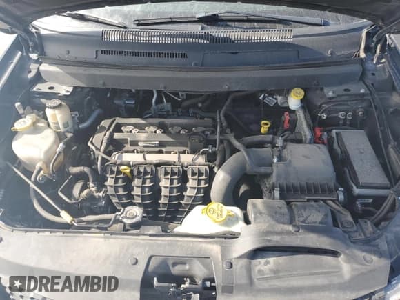 ✅ 2019 Dodge Journey SE • VIN: 3C4PDCBB8KT866778 • Lot: 84813535. Wystawiony na Copart z przebiegiem 113 698 mil. Bezpłatny archiwum sprzedaży aukcyjnych z USA i szczegółowy raport historii pojazdu na DreamBid. Zdjęcie 12.