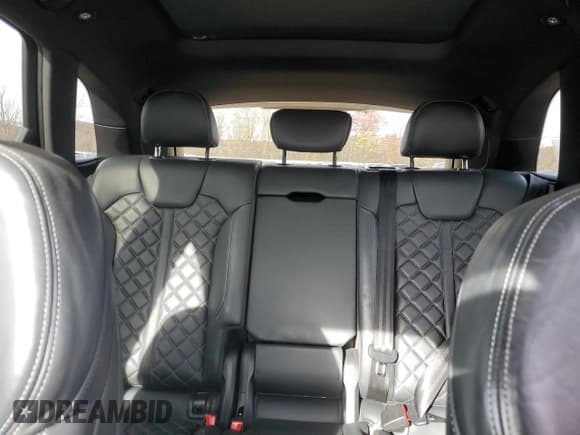 ✅ 2019 Audi SQ5 Premium Plus • VIN: WA1B4AFY9K2082053 • Лот: 91279065. Опубликован ранее на Copart с пробегом 51 346 миль. Бесплатный доступ к архиву аукционных продаж из США и подробный отчёт об истории автомобиля на DreamBid. Изображение 10.