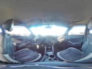 ✅ 2015 Hyundai Veloster Turbo • VIN: KMHTC6AE3FU228928 • Lot: 82211444. Wystawiony na Copart z przebiegiem 58 769 mil. Bezpłatny archiwum sprzedaży aukcyjnych z USA i szczegółowy raport historii pojazdu na DreamBid. Zdjęcie 12.