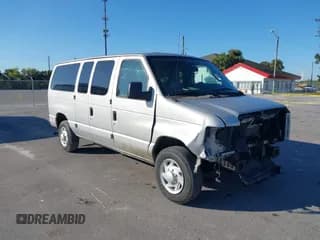 ✅ 2013 Ford Econoline Passenger XL • VIN: 1FBNE3BL2DDA27493 • Lot: 41319915. Wystawiony na IAAI z przebiegiem 244 252 mil. Bezpłatny archiwum sprzedaży aukcyjnych z USA i szczegółowy raport historii pojazdu na DreamBid. Zdjęcie 1.