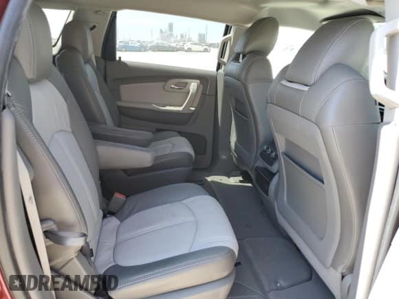 ✅ 2010 Chevrolet Traverse 1LT • VIN: 1GNLRFED3AJ219961 • Lot: 68084614. Wystawiony na Copart z przebiegiem 40 059 mil. Bezpłatny archiwum sprzedaży aukcyjnych z USA i szczegółowy raport historii pojazdu na DreamBid. Zdjęcie 11.