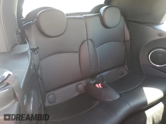 ✅ 2013 MINI Convertible • VIN: WMWZN3C52DT135399 • Лот: 80098405. Опубликован ранее на Copart с пробегом 78 652 миль. Бесплатный доступ к архиву аукционных продаж из США и подробный отчёт об истории автомобиля на DreamBid. Изображение 10.