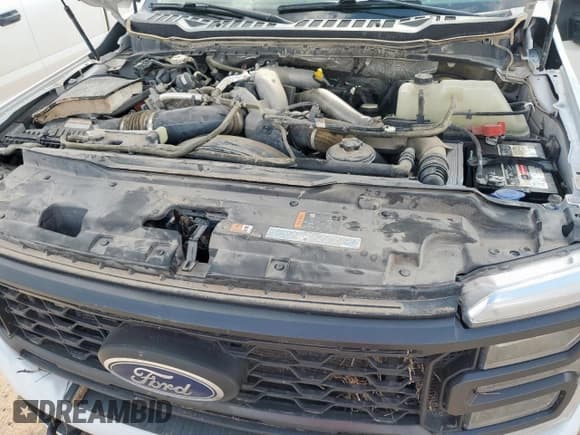 ✅ 2024 Ford F-250 XL • VIN: 1FT8W2BT4REC94586 • Лот: 70502515. Опубликован ранее на Copart с пробегом 48 205 миль. Бесплатный доступ к архиву аукционных продаж из США и подробный отчёт об истории автомобиля на DreamBid. Изображение 11.