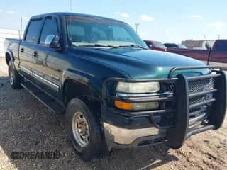 2002 Chevrolet Silverado 2500HD LS с VIN 1GCHK23U92F249212, выставлен на аукционе IAAI как лот 43455955 с пробегом 255 416 миль миль и . История ставок и продаж доступна на DreamBid. Изображение 1.