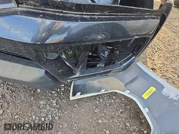 ✅ 2022 Chevrolet Colorado 4WD Work Truck • VIN: 1GCGTBEN3N1324308 • Лот: 43664186. Опубликован ранее на IAAI с пробегом 22 386 миль. Бесплатный доступ к архиву аукционных продаж из США и подробный отчёт об истории автомобиля на DreamBid. Изображение 14.