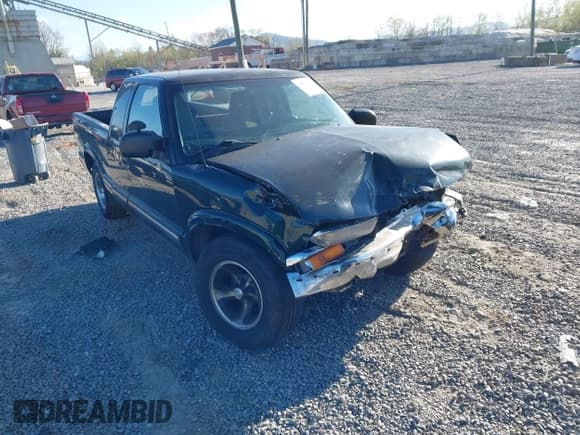 ✅ 2003 Chevrolet S-10 • VIN: 1GCCS19H038283804 • Лот: 42018334. Опубликован ранее на IAAI с пробегом 171 940 миль. Бесплатный доступ к архиву аукционных продаж из США и подробный отчёт об истории автомобиля на DreamBid. Изображение 1.