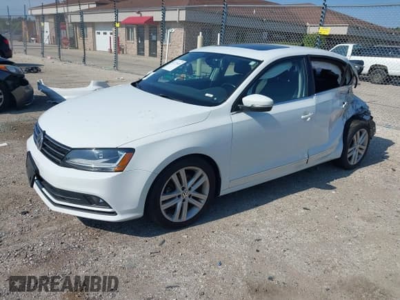 ✅ 2017 Volkswagen Jetta SEL • VIN: 3VWL17AJ2HM303345 • Lot: 42773415. Listed on IAAI with 72,426 mi. Free auction sales archive from the USA and detailed vehicle history report at DreamBid. Image 16.