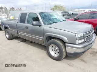 2006 Chevrolet Silverado 1500 Work Truck с VIN 1GCEK19T76E163792, выставлен на аукционе IAAI как лот 43242900 с пробегом 186 804 миль миль и . История ставок и продаж доступна на DreamBid. Изображение 1.