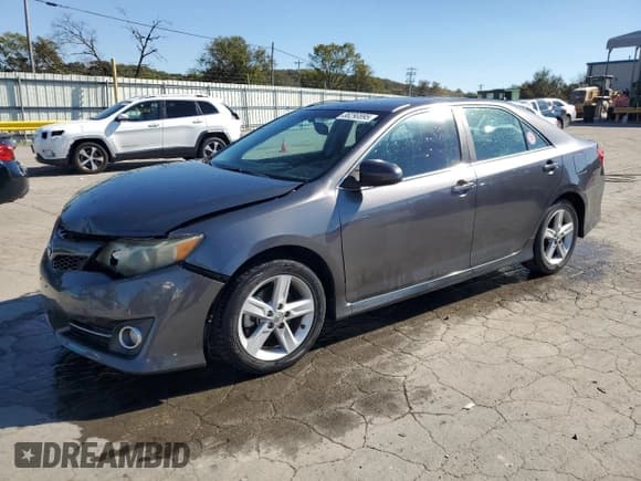 ✅ 2013 Toyota Camry LE • VIN: 4T1BF1FK3DU244015 • Lot: 86290895. Listed on Copart with 117,192 mi. Free auction sales archive from the USA and detailed vehicle history report at DreamBid. Image 1.