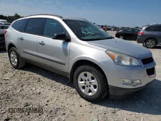 ✅ 2012 Chevrolet Traverse LS • VIN: 1GNKRFED9CJ121466 • Lot: 66995594. Wystawiony na Copart z przebiegiem 10 588 mil. Bezpłatny archiwum sprzedaży aukcyjnych z USA i szczegółowy raport historii pojazdu na DreamBid. Zdjęcie 4.