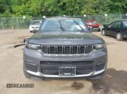 ✅ 2022 Jeep Grand Cherokee Limited • VIN: 1C4RJKBG7N8626731 • Lot: 42494852. Wystawiony na IAAI z przebiegiem Nie podano. Bezpłatny archiwum sprzedaży aukcyjnych z USA i szczegółowy raport historii pojazdu na DreamBid. Zdjęcie 12.