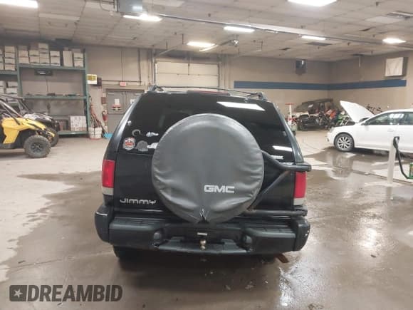 ✅ 1999 GMC Jimmy SLS Comfort/Convenience • VIN: 1GKCT18W1XK503719 • Lot: 41536310. Wystawiony na IAAI z przebiegiem 151 211 mil. Bezpłatny archiwum sprzedaży aukcyjnych z USA i szczegółowy raport historii pojazdu na DreamBid. Zdjęcie 16.