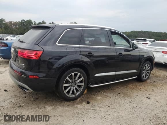 ✅ 2018 Audi Q7 Premium Plus • VIN: WA1LAAF79JD014066 • Lot: 87117365. Wystawiony na Copart z przebiegiem 155 928 mil. Bezpłatny archiwum sprzedaży aukcyjnych z USA i szczegółowy raport historii pojazdu na DreamBid. Zdjęcie 3.