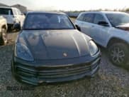 ✅ 2023 Porsche Cayenne S • VIN: WP1AB2AY6PDA14842 • Lot: 85879095. Wystawiony na Copart z przebiegiem Nie podano. Bezpłatny archiwum sprzedaży aukcyjnych z USA i szczegółowy raport historii pojazdu na DreamBid. Zdjęcie 5.