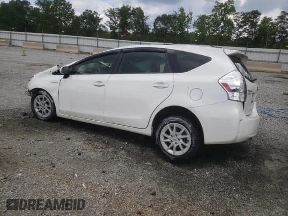 ✅ 2014 Toyota Prius Three • VIN: JTDZN3EU3E3327441 • Лот: 65162175. Опубликован ранее на Copart с пробегом Не указан. Бесплатный доступ к архиву аукционных продаж из США и подробный отчёт об истории автомобиля на DreamBid. Изображение 2.