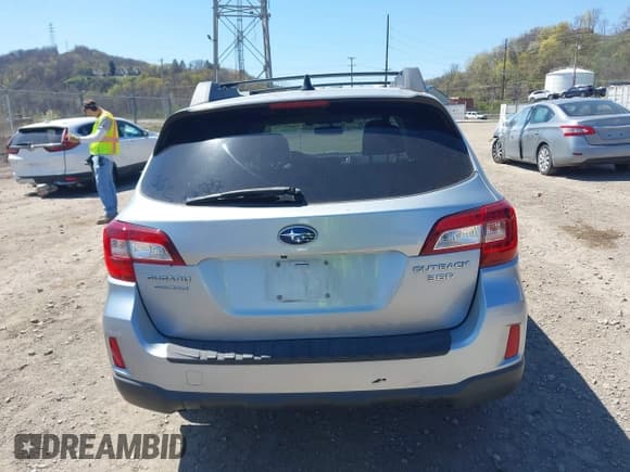 ✅ 2016 Subaru Outback Limited • VIN: 4S4BSENC6G3299467 • Лот: 42059729. Опубликован ранее на IAAI с пробегом 93 567 миль. Бесплатный доступ к архиву аукционных продаж из США и подробный отчёт об истории автомобиля на DreamBid. Изображение 16.