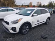 ✅ 2022 Kia Niro LXS • VIN: KNDCB3LC2N5542807 • Lot: 40733090. Wystawiony na IAAI z przebiegiem 28 791 mil. Bezpłatny archiwum sprzedaży aukcyjnych z USA i szczegółowy raport historii pojazdu na DreamBid. Zdjęcie 17.