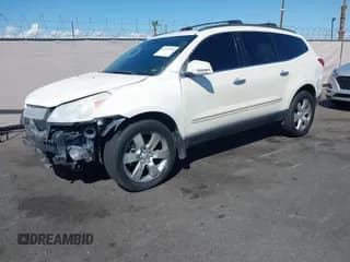✅ 2011 Chevrolet Traverse LTZ • VIN: 1GNKRLED1BJ165068 • Lot: 43274496. Wystawiony na IAAI z przebiegiem 112 729 mil. Bezpłatny archiwum sprzedaży aukcyjnych z USA i szczegółowy raport historii pojazdu na DreamBid. Zdjęcie 2.